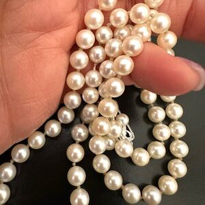 24” MIKIMOTO JAPANESE SALTWATER AKOYA PEARL NECKLACE.